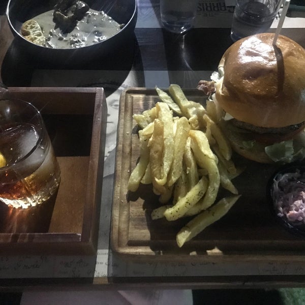 The Garrison Bar & Grill Pub