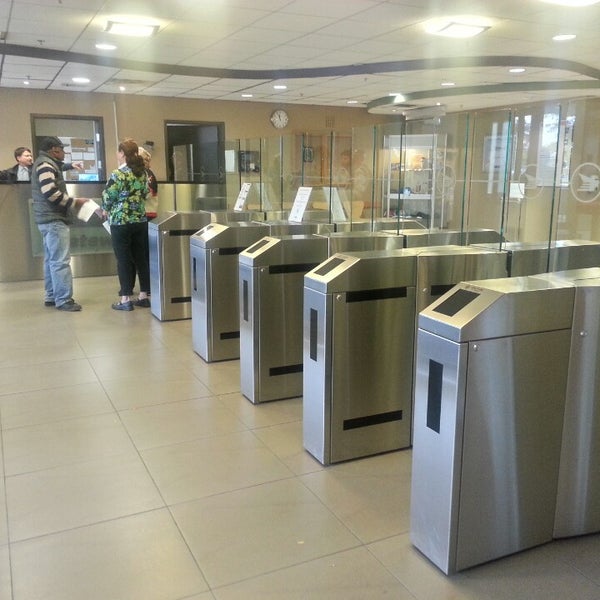 Canada Post Gateway Government Building in Mississauga