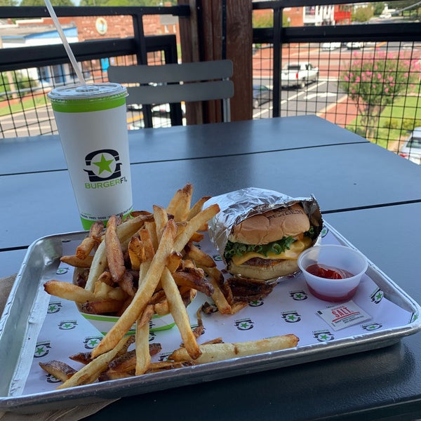 Photo taken at BurgerFi by Betsy S. on 9/10/2021