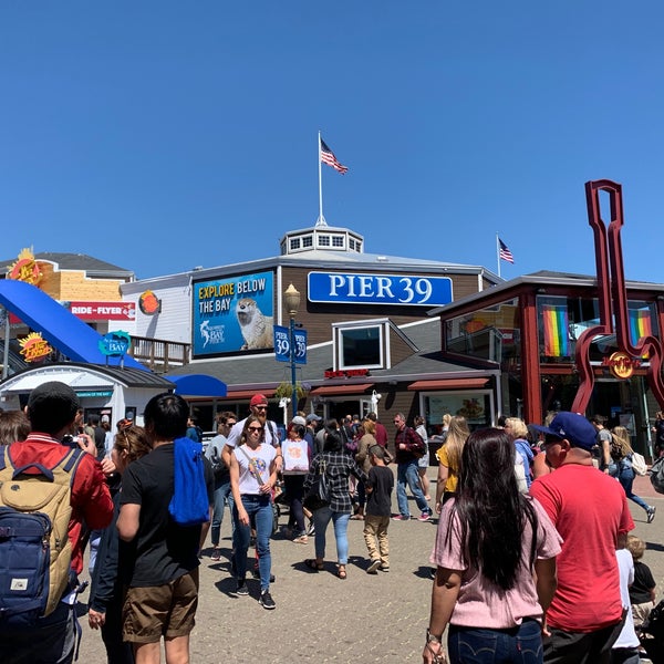 Foto diambil di Pier 39 oleh Pun P. pada 8/5/2019