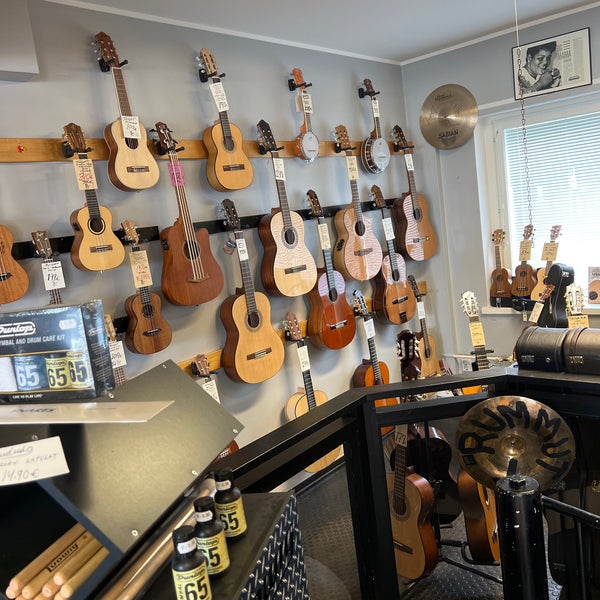 Millbrook Musiikki Music Store in Helsinki