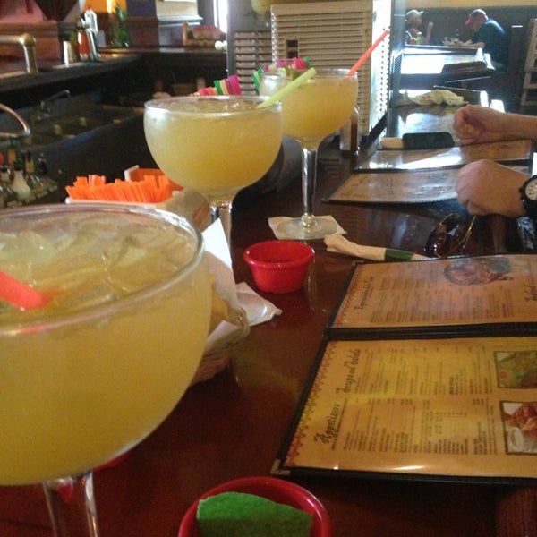 Foto tomada en Mr. Tequila Mexican Restaurant  por Libor V. el 9/15/2013