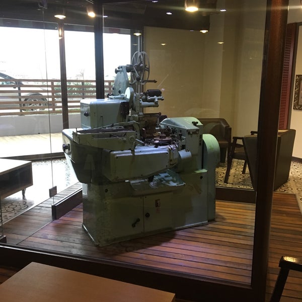 Elit Çikolata Fabrika Satış Mağazası Namık Kemal 267 ziyaretçidan