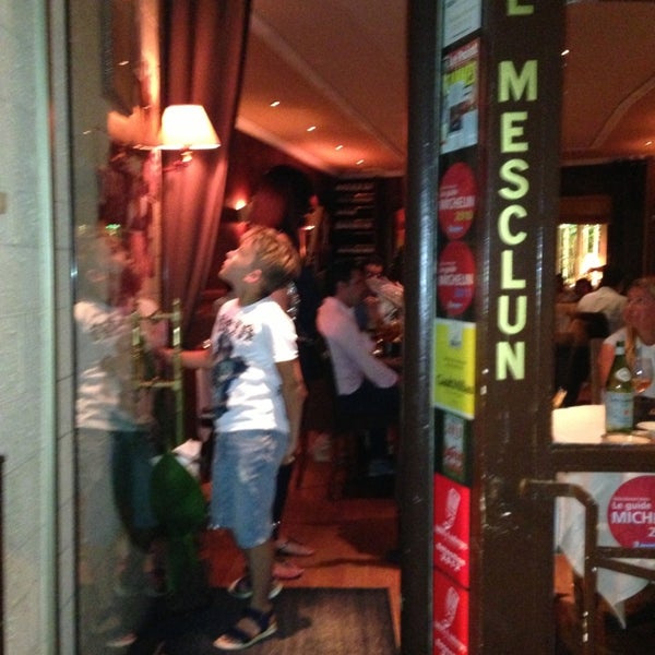 Das Foto wurde bei Le Mesclun Restaurant von Юляша☀️ am 7/27/2013 aufgenommen