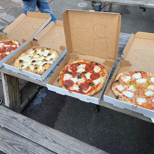 Foto scattata a Roberta&#39;s Pizza da Dayee il 2/26/2023