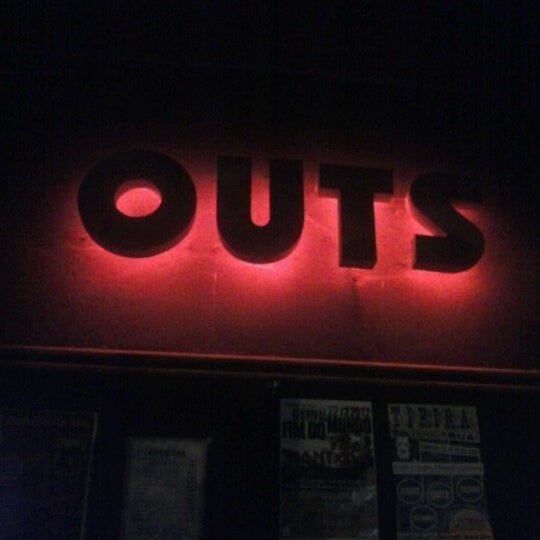 12/14/2012 tarihinde Edu R.ziyaretçi tarafından Clube Outs'de çekilen fotoğraf