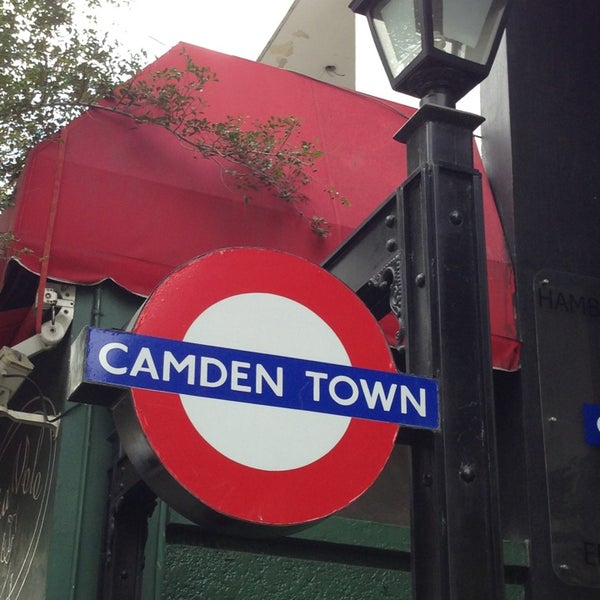 Photo taken at Camden Town Burgers by Jorge M. on 1/18/2013