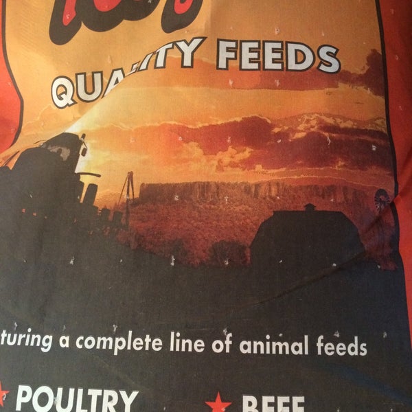 Grange Coop South Medford Pet Supplies Store in Medford