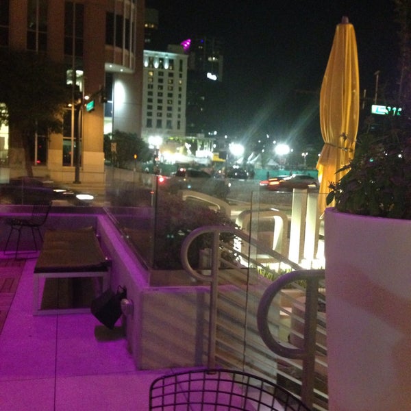10/25/2015 tarihinde Liza I.ziyaretçi tarafından Aloft Orlando Downtown'de çekilen fotoğraf