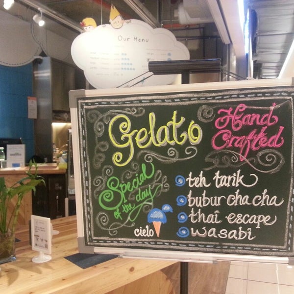 Photo taken at Cielo Dolci - Specialist in Italian Frozen Desserts by lil h. on 3/20/2013