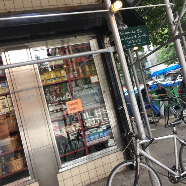 Marché Madison Deli in Upper East Side