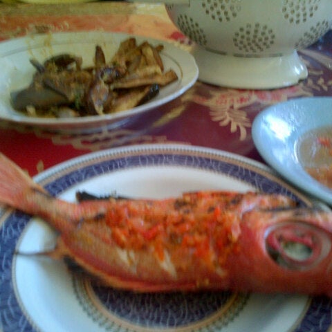 Photos At Rumah Makan Ikan Bakar Inobonto Jl Trans Sulawesi
