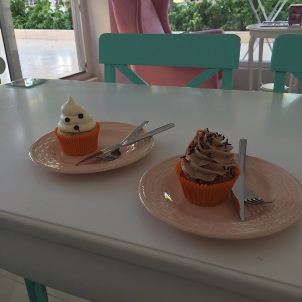 Photo taken at Cupy Cupcake by Eray Y. on 10/25/2015