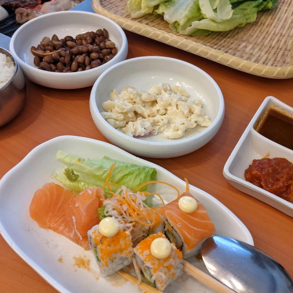 Foto scattata a Yee Hwa Restaurant da Abdullah A. il 6/19/2021