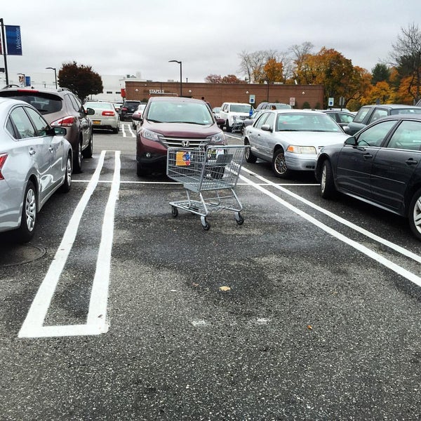 King Kullen Supermarket in Manhasset