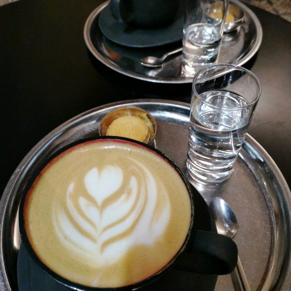 Foto tirada no(a) Coffee Sapiens por Bedia em 12/2/2019