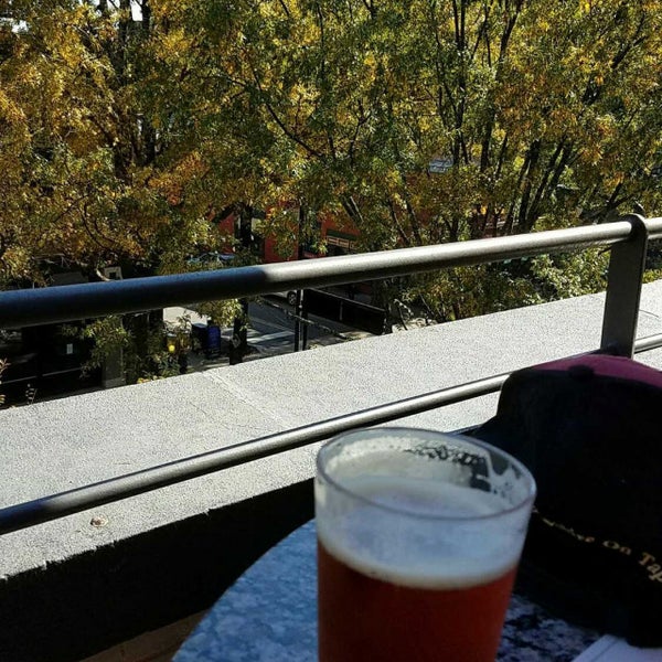 sip greenville sc happy hour