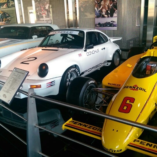 5/30/2014에 ᴡ S.님이 Penske Racing Museum에서 찍은 사진