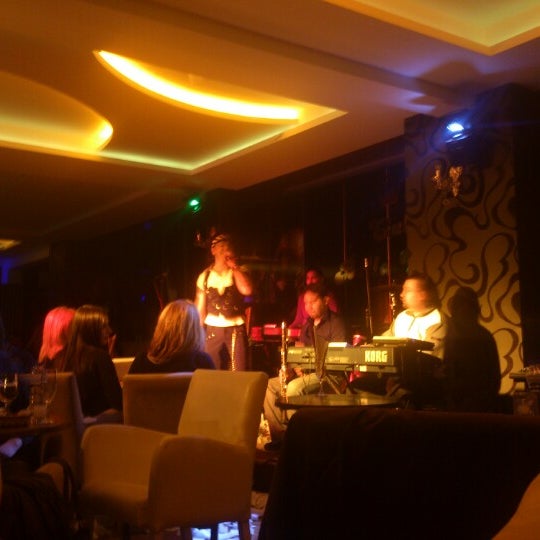 Бела клуб. Бела клуб. Бела клуб. The bell сми. Vita club армавир.