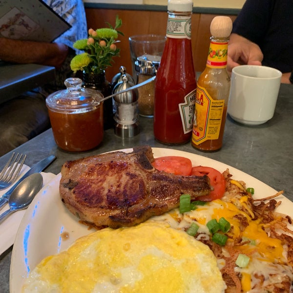 Photo taken at Rick &amp; Ann&#39;s Restaurant by Angie C. on 8/15/2019
