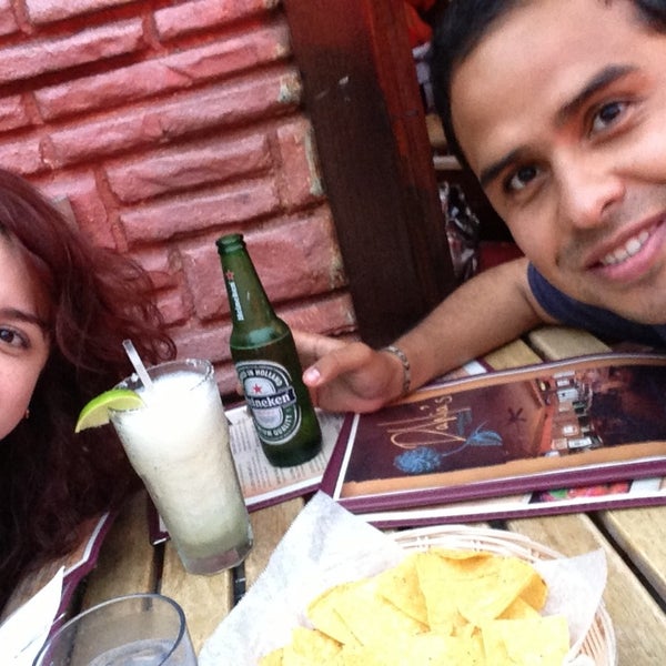 6/28/2013 tarihinde Laura S.ziyaretçi tarafından Dahlia&#39;s Mexican Restaurant'de çekilen fotoğraf