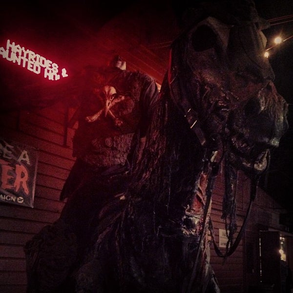 Photo taken at Headless Horseman Haunted Attractions by v d. on 11/2/2013
