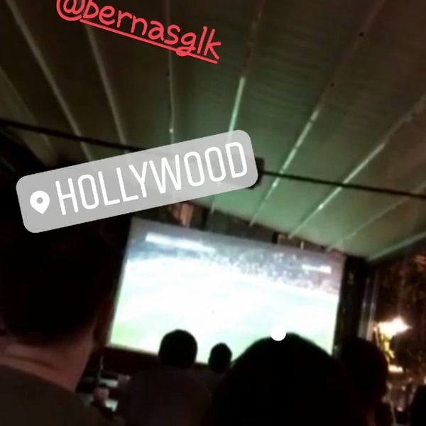 4/29/2018にNazlı K.がHolywood Cafe Bistroで撮った写真