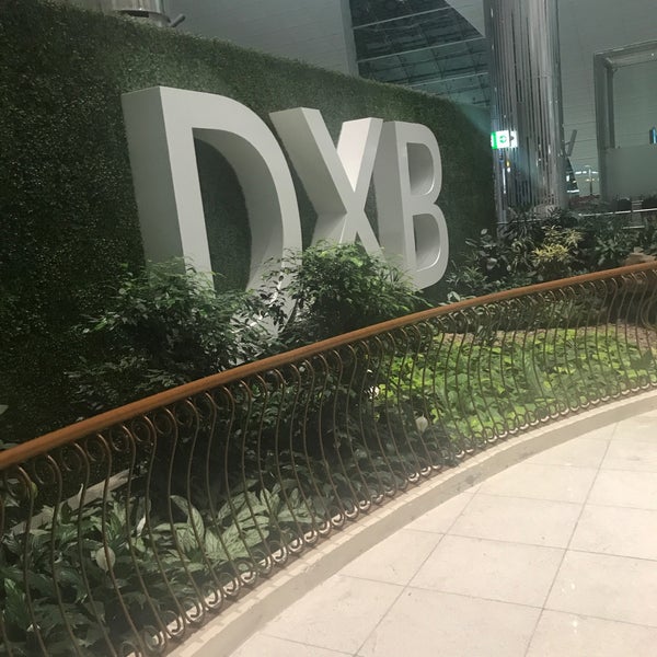 Photo prise au Dubai International Airport (DXB) par Peter S. le3/26/2018