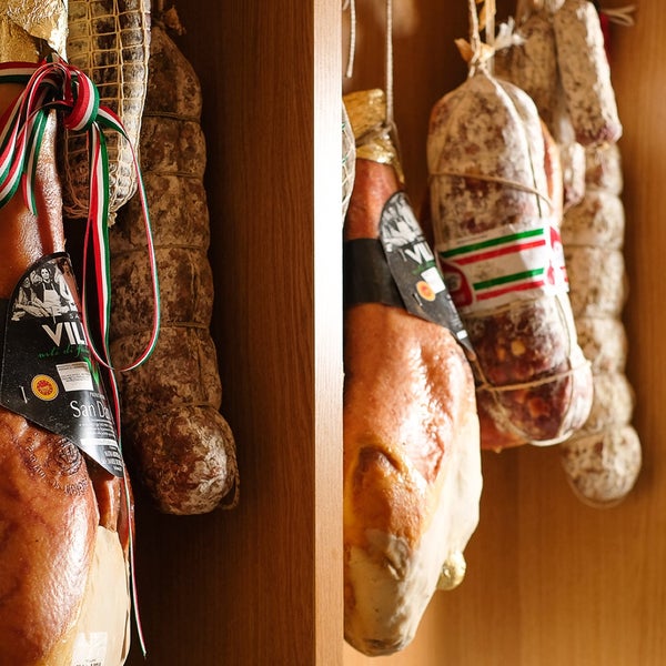 Great Italian Salumeria, fresh traditional products!