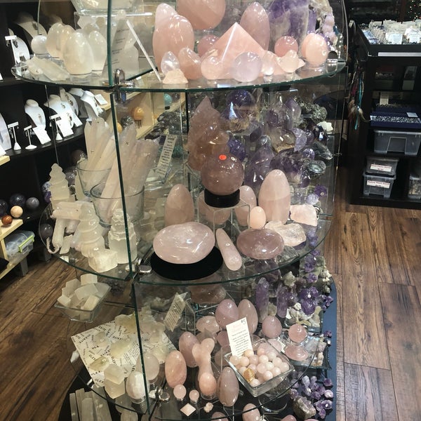 Photo taken at Sedona Crystal Vortex Gift Stores by Claudia C. on 12/2/2018