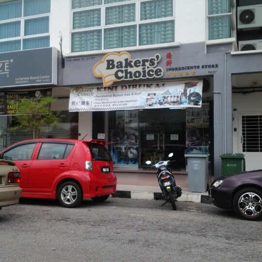 Bakers Choice Ingredients Store Melaka'da Çok Yönlü Mağaza