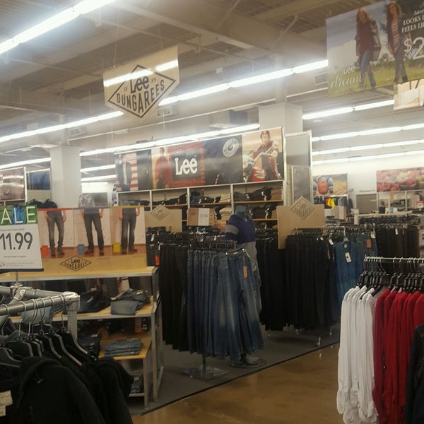 VF Outlet Clothing Store in Oshkosh
