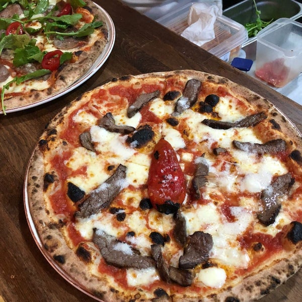 Das Foto wurde bei Double Zero Pizzeria von Double Zero Pizzeria am 6/11/2018 aufgenommen