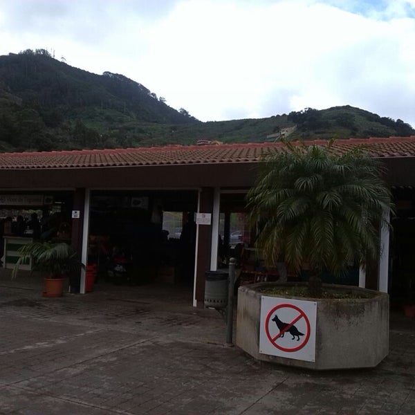 1/26/2014에 Laly g.님이 Mercadillo del Agricultor y Artesano Tegueste에서 찍은 사진