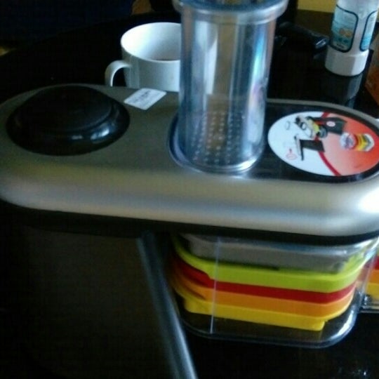 улица маршала василевского, 32. санкт-петербург магазины мое. мебель с уценкой в спб на гагарина. уценка энгельса. супермаркет supersiva санкт-петербург 90.