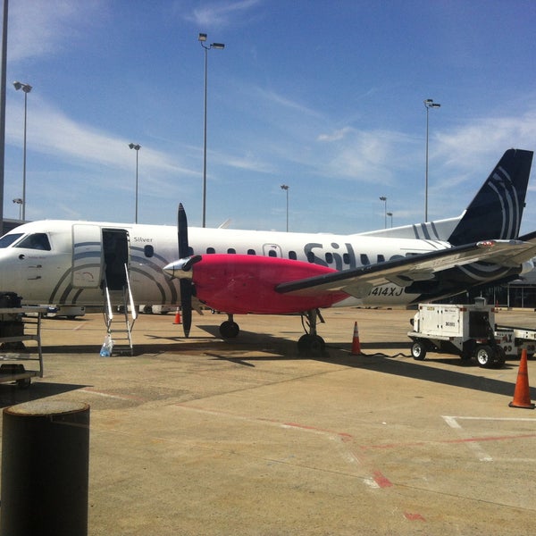 Gate A1C Airport Gate in Dulles