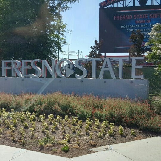 Foto scattata a California State University, Fresno da Robert G. il 6/3/2015