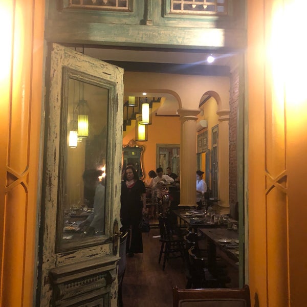Das Foto wurde bei HOME Hanoi Restaurant von Eddie C. am 12/5/2018 aufgenommen