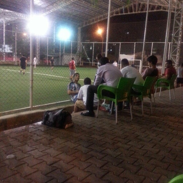 akdeniz hali saha terrain de football