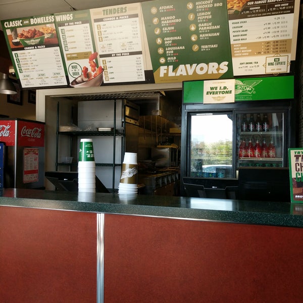 Wingstop Wings Joint in Eastvale