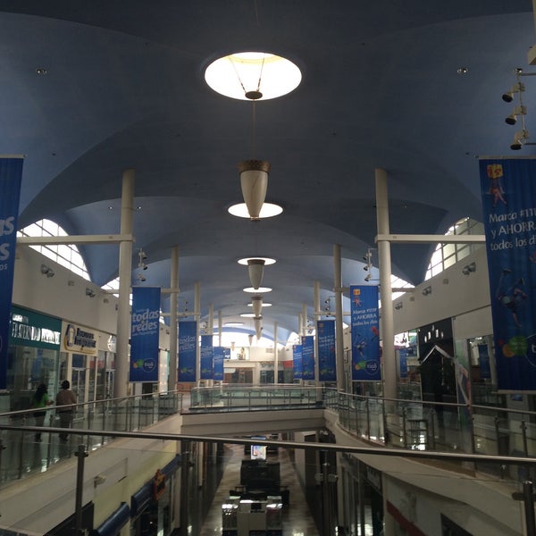 Das Foto wurde bei City Mall von María Josée Martínez am 9/10/2015 aufgenommen