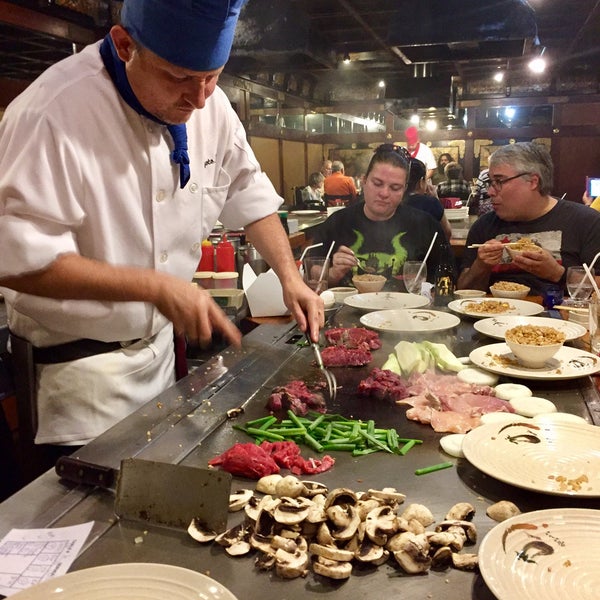 Photo taken at Kyoto Palace Japanese Steakhouse by Ron v. on 9/26/2016