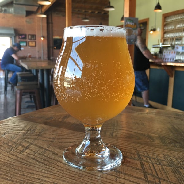 Photo taken at Thirsty Street Brewing Company by Robert B. on 5/13/2019