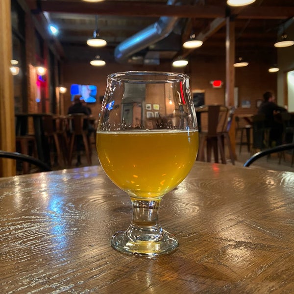 Photo taken at Thirsty Street Brewing Company by Robert B. on 1/26/2021