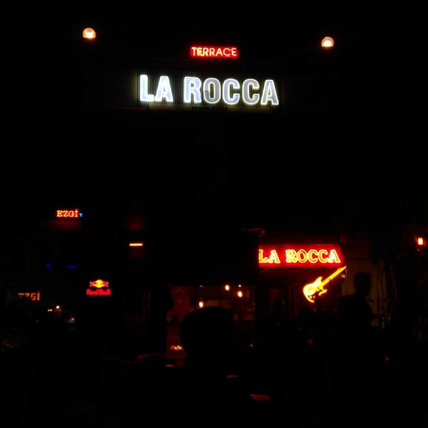 รูปภาพถ่ายที่ La Rocca โดย ✝BESTE Ⓜ. เมื่อ 9/11/2019