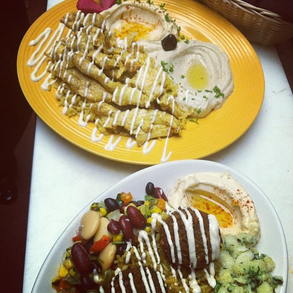 Photo taken at Mazah Mediterranean Eatery by Mazah Mediterranean Eatery on 5/26/2013