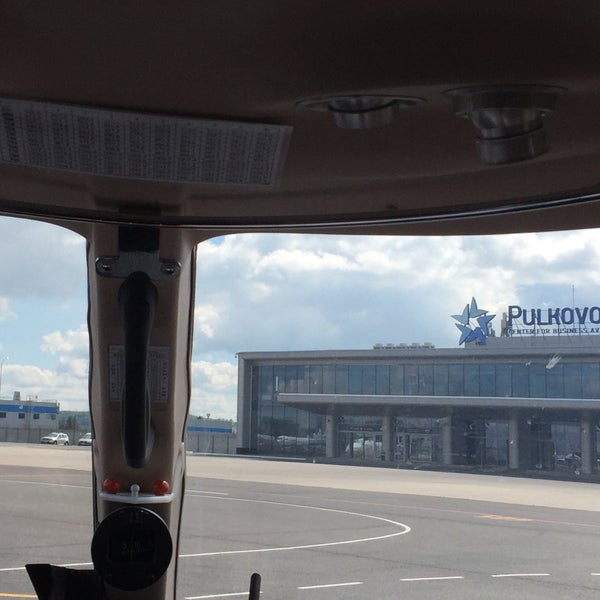 7/27/2017 tarihinde adenziyaretçi tarafından Business Aviation Center Pulkovo-3'de çekilen fotoğraf