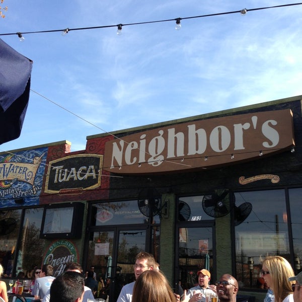 Снимок сделан в Neighbor&#39;s Pub пользователем Nate S. 4/6/2013
