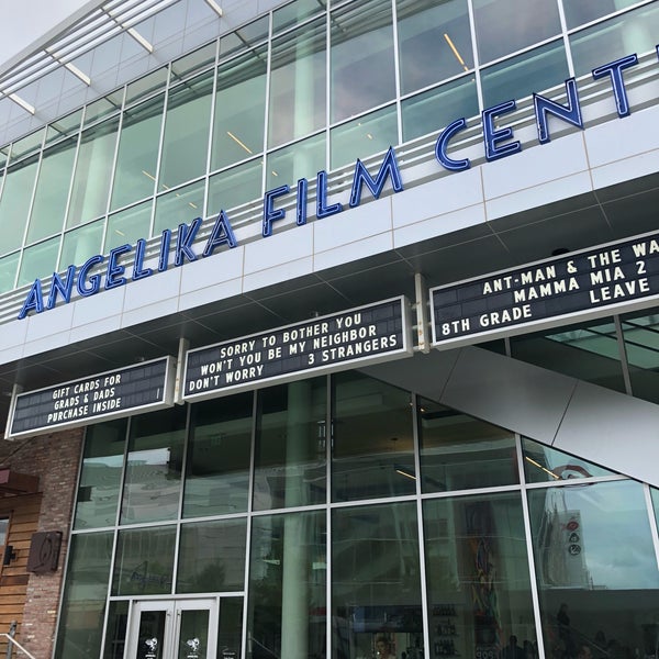 7/23/2018 tarihinde Rziyaretçi tarafından Angelika Film Center at Mosaic'de çekilen fotoğraf