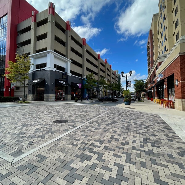 RIO Entertainment Center Shopping Mall in Gaithersburg
